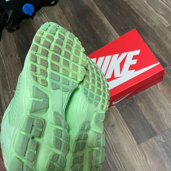 Nike Vomero - Picture 6 of 10